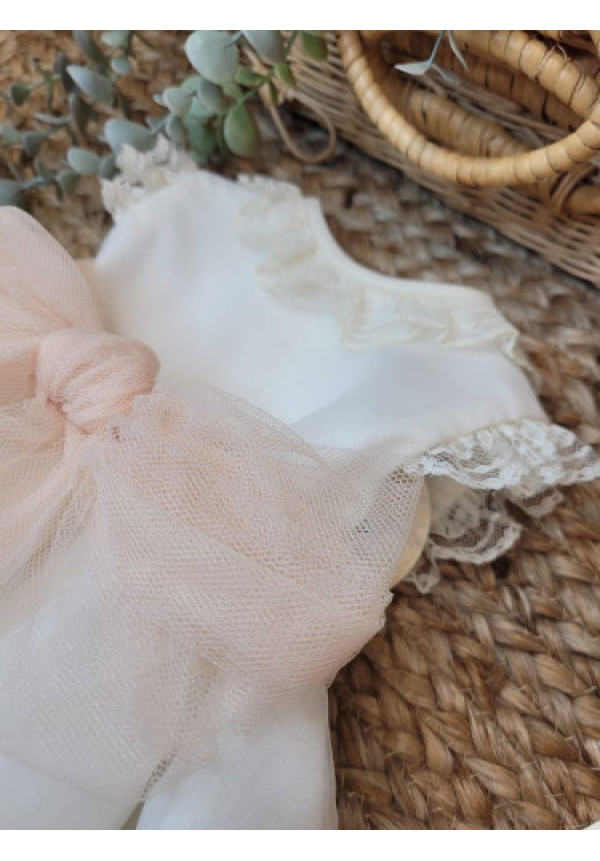 VESTIDO BAUTIZO ORGANZA TUL ROSA PALO SIN MANGAS Y CAPOTA. Lazo rosa