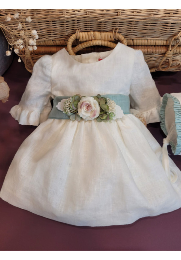 VESTIDO BEBE CEREMONIA LINO CON CAPOTA LAZO VERDE x