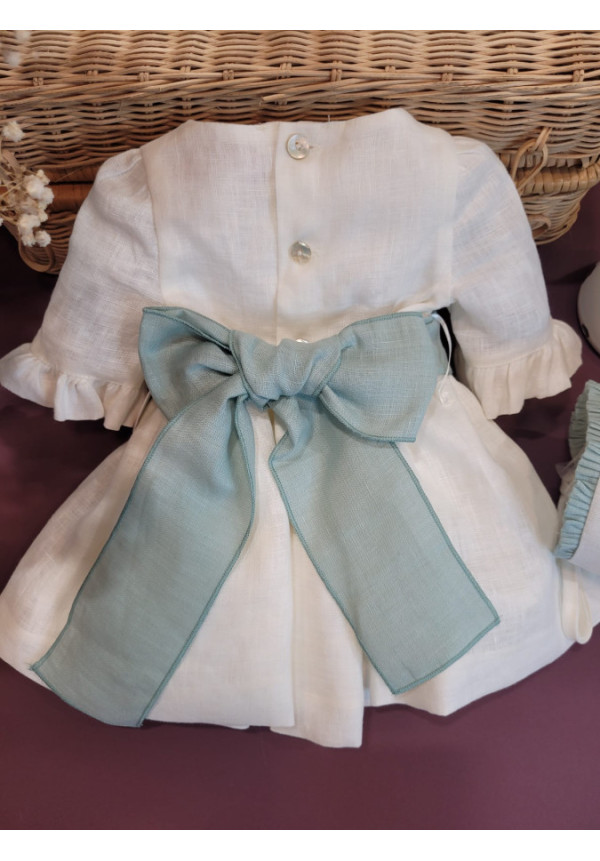 VESTIDO BEBE CEREMONIA LINO CON CAPOTA LAZO VERDE x