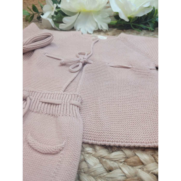 CONJUNTO BEBE TRICOT REBECA DOS BOTONES CON CULETIN BOLSILLO PALE ROSE rosa