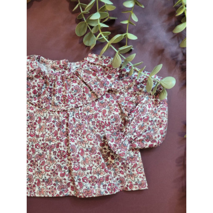 BLUSA FLOR GRANATE CUELLO VOLANTE granate