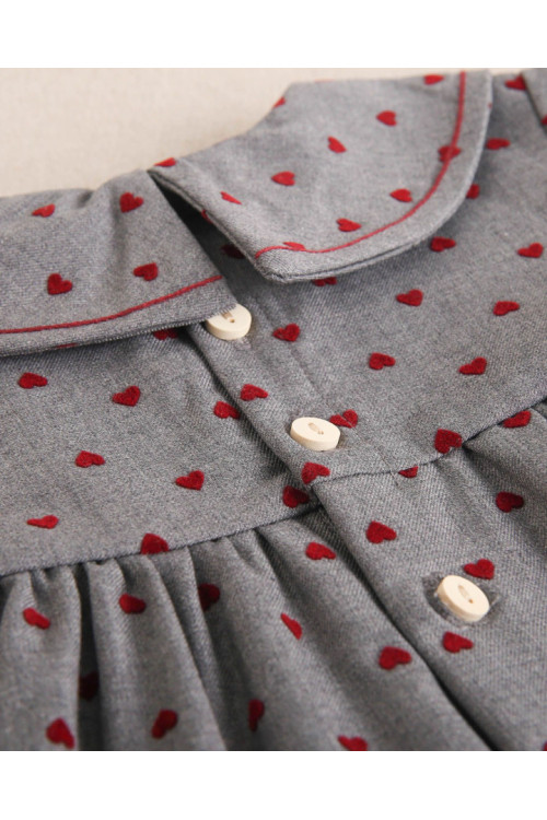 Vestido Bebé Niña Con Estampado Corazón Granate. Color Gris Oscuro