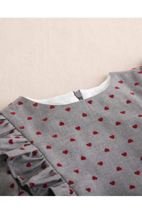 Vestido Niña Estampado Corazón Granate. Color  Gris Oscuro