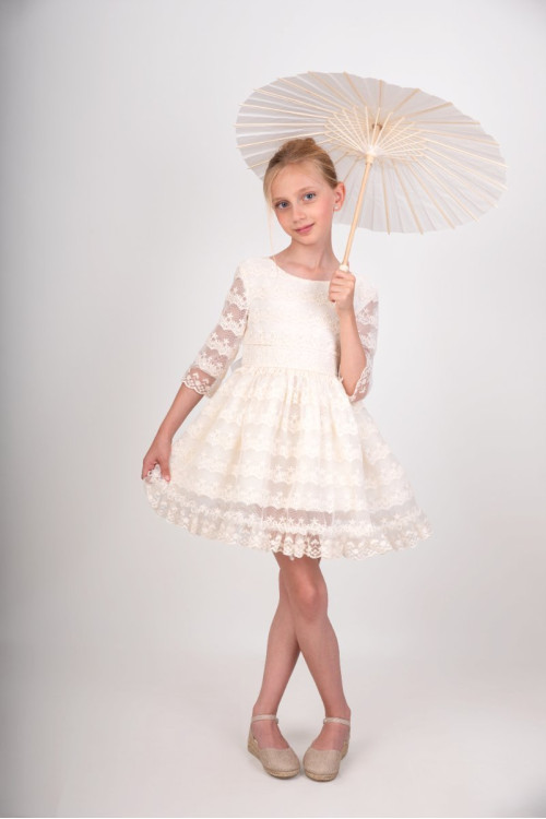 Vestido Niña Ceremonia Tul.  Color beige