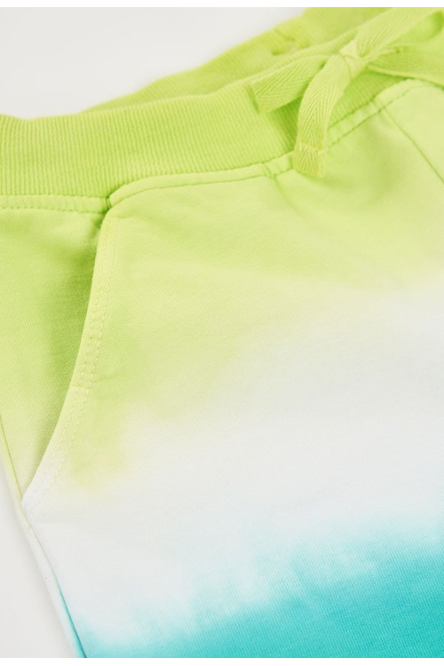 Conjunto Sudadera Felpa + Short. Color Verde